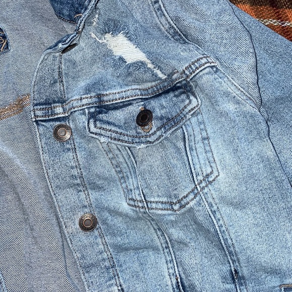 Denim jacket - Picture 3 of 4